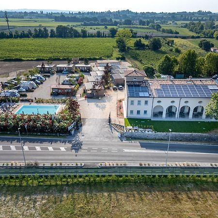 Hotel I Campi Wine Relais Ronchi  Exterior foto